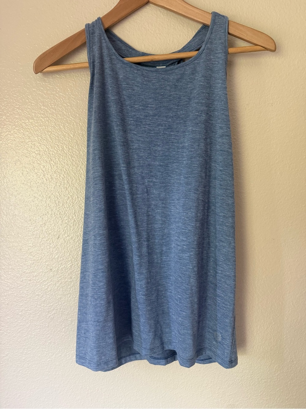 Heathered Blue Women's Sleeveless Tank - Lightweight Casual Top